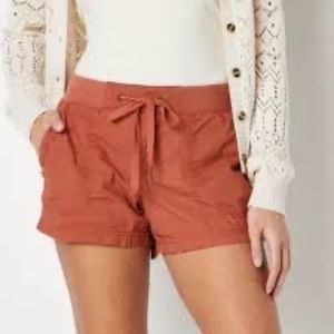 🔴2/$10 a.n.a knit waist Coral shorts